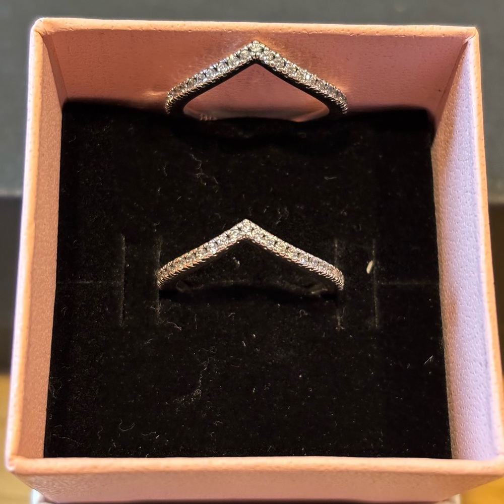 925 sterling silver pandora  Silver Chevron Ring ,Swarovski teardrop ring